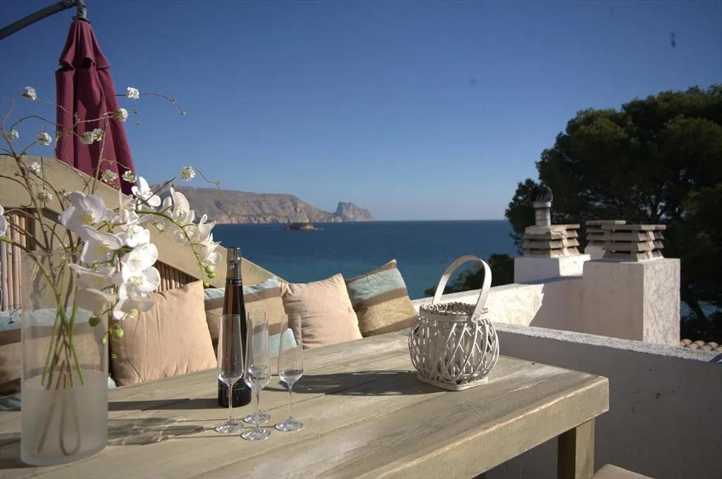 Apartamentos y Casas